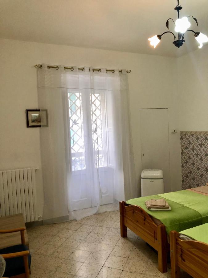 Apartamento Valentino Bari Exterior foto